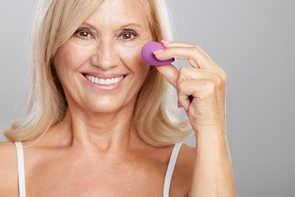 makeup mistakes that age you